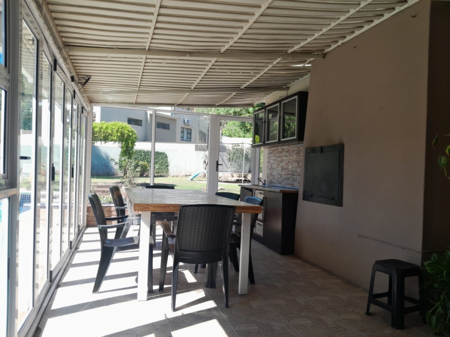 4 Bedroom Property for Sale in Balmoral Eastern Cape